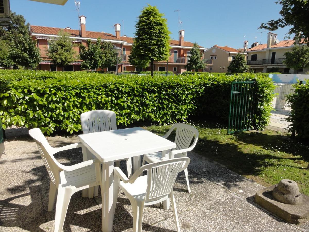Villaggio Michelangelo Bibione Eksteriør billede