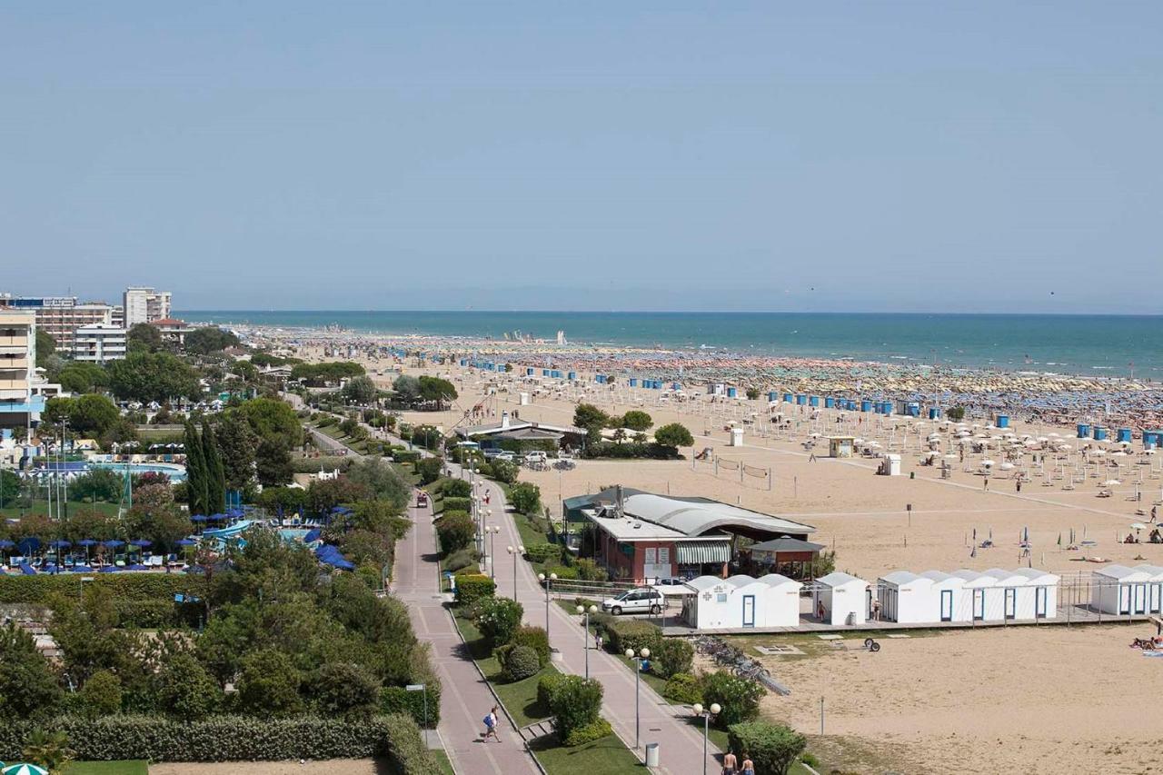 Villaggio Michelangelo Bibione Eksteriør billede